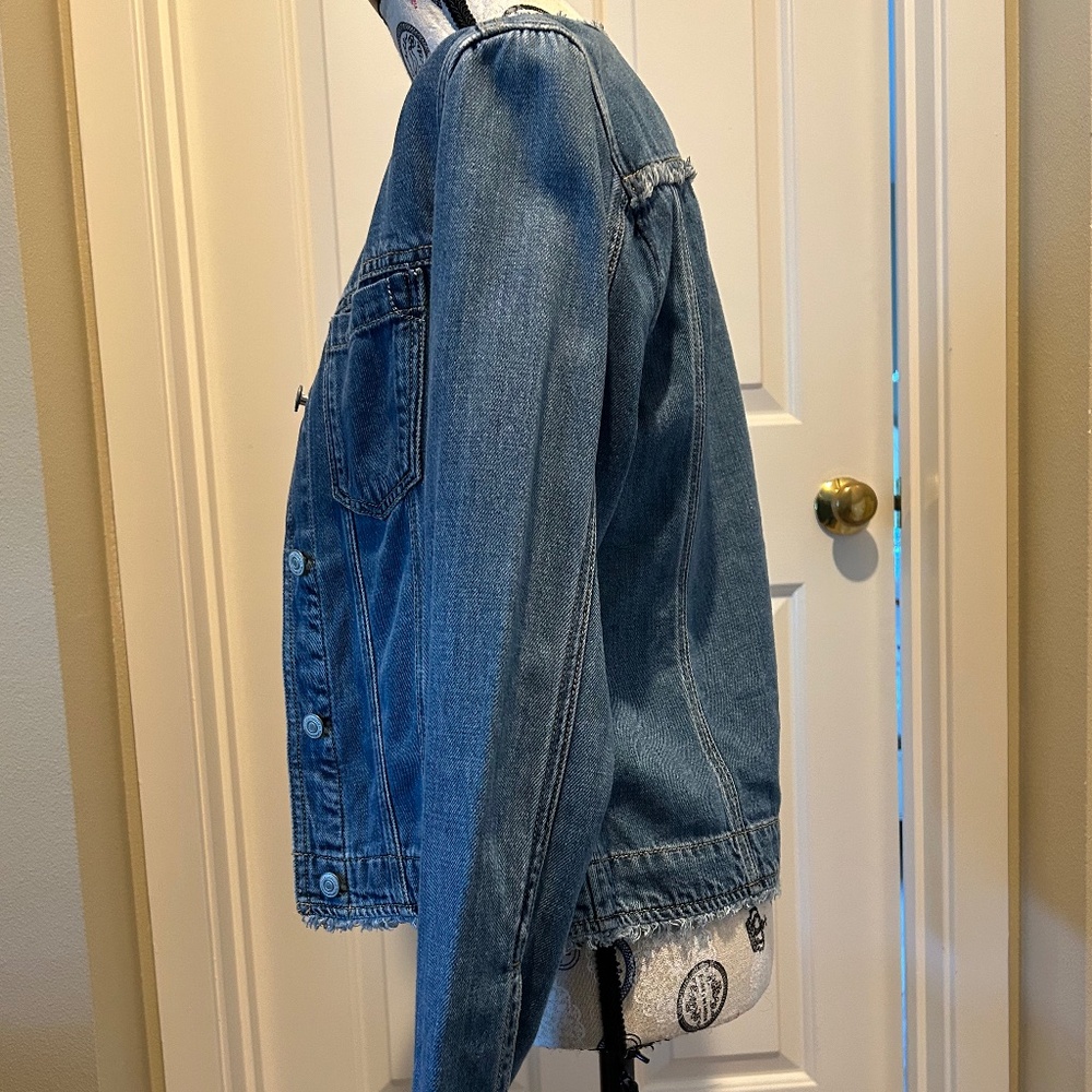 Jean Jacket - Picture 3 of 9
